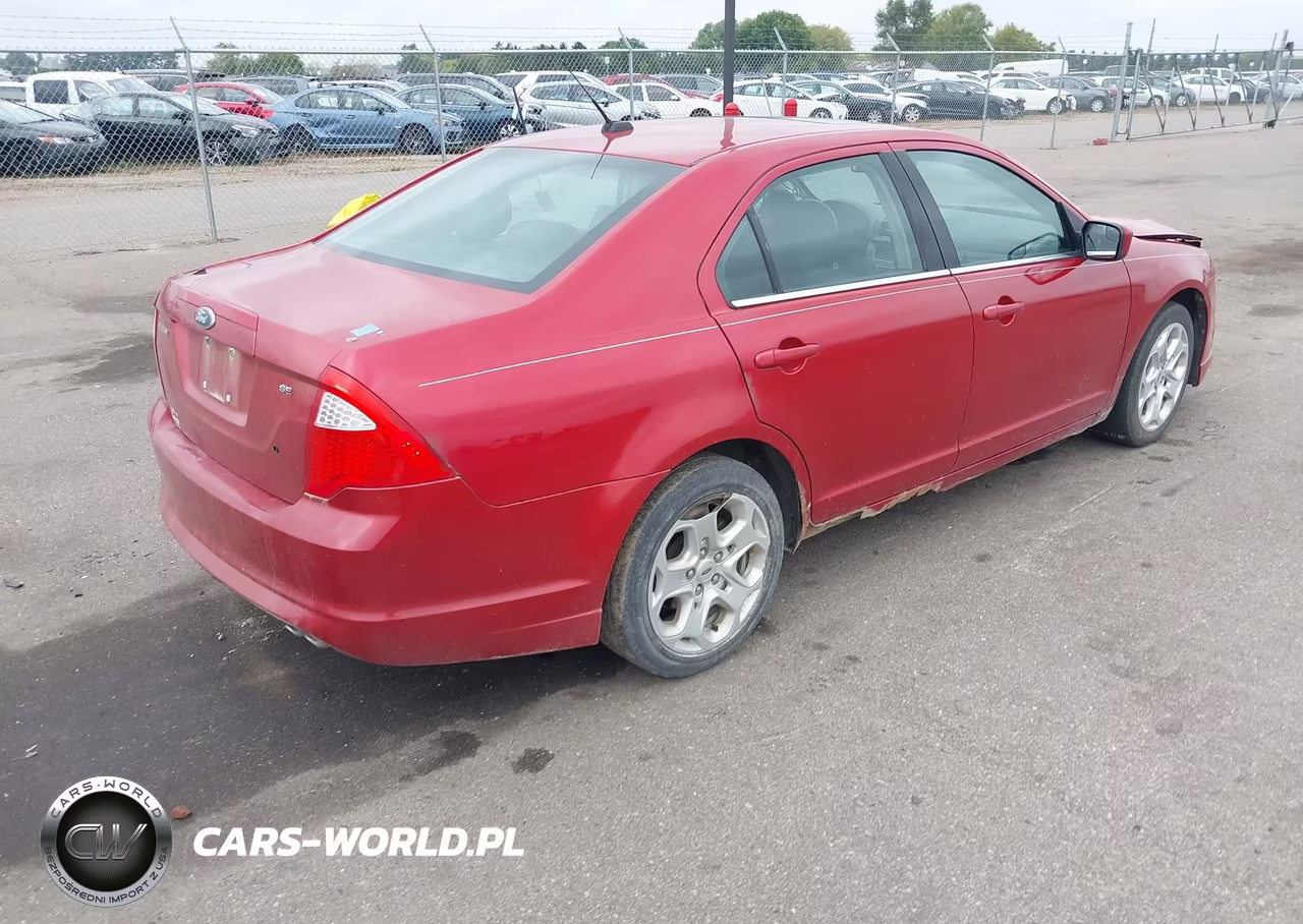 2011 Ford Fusion Se VIN:3FAHP0HA3BR165349 - 4