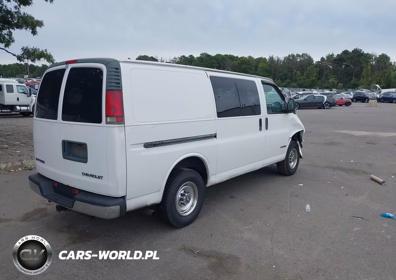 2002 Chevrolet Express VIN:1GCHG35R821191526 - 4