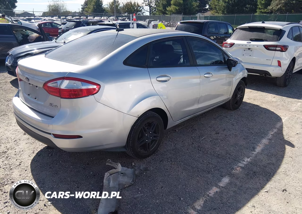 2019 Ford Fiesta Se VIN:3FADP4BJ9KM102252 - 4