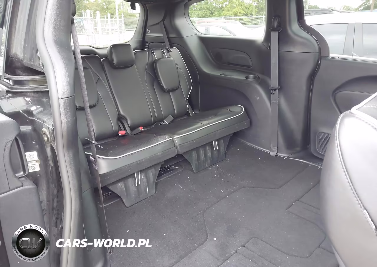 2026 Chrysler Pacifica Limited VIN:2C4RC1GG6TR161888 - 8