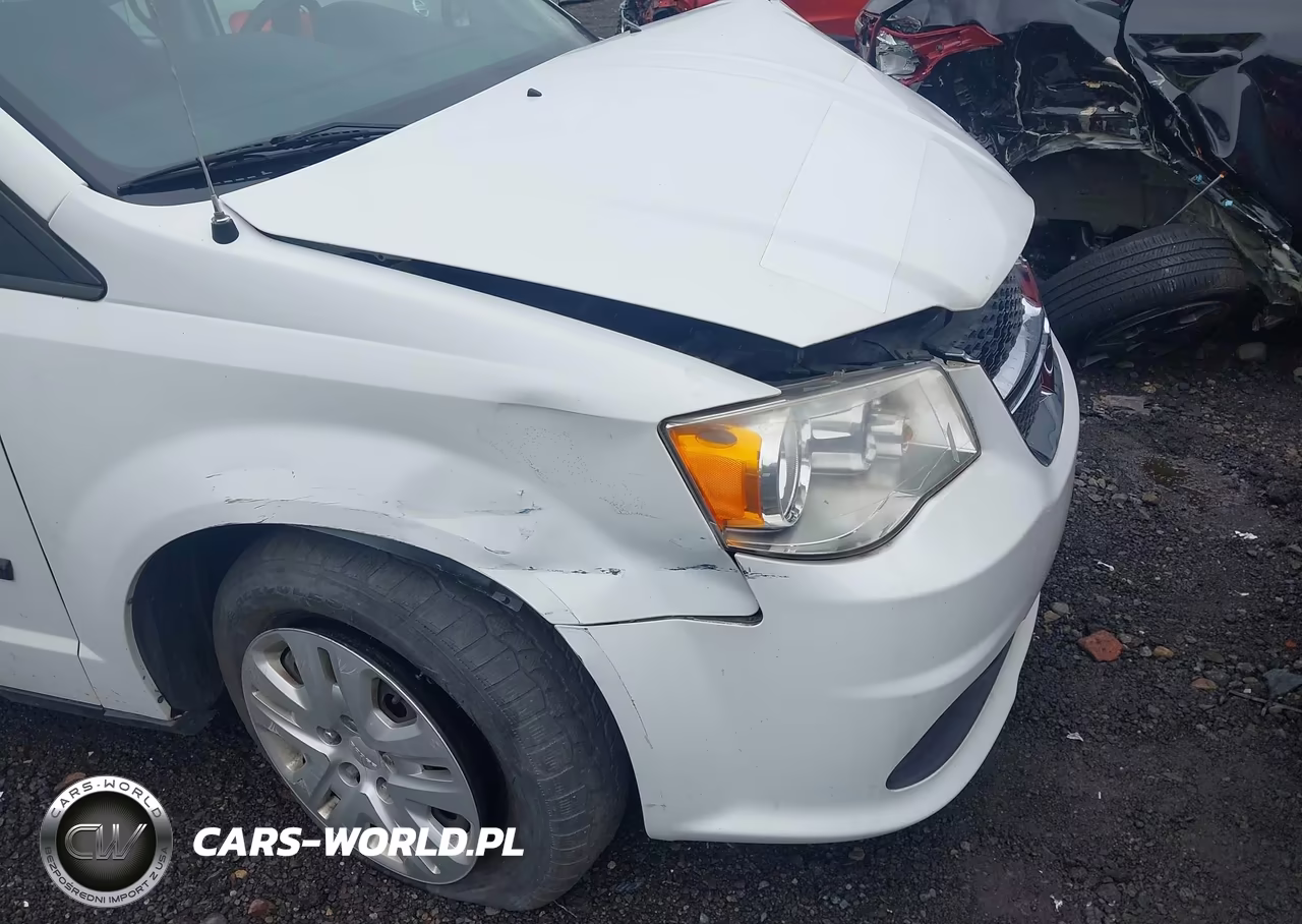 2014 Dodge Grand Caravan American Value Pkg VIN:2C4RDGBG2ER463320 - 14