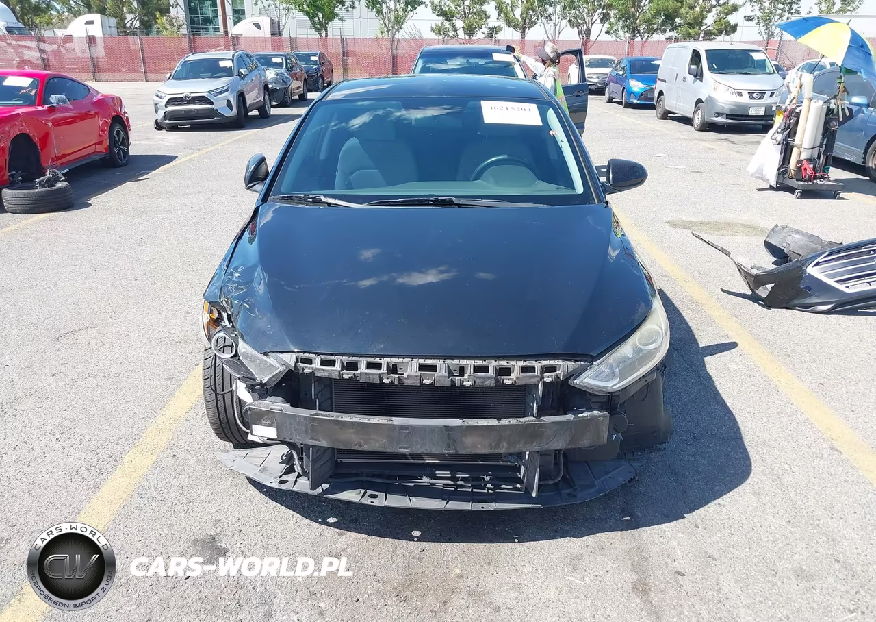 2017 Hyundai Elantra Se VIN:5NPD84LF6HH065208 - 13