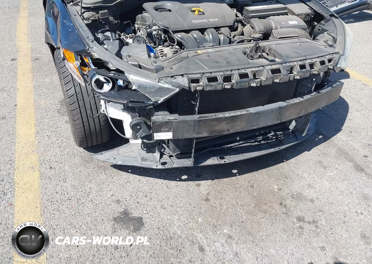 2017 Hyundai Elantra Se VIN:5NPD84LF6HH065208 - 6