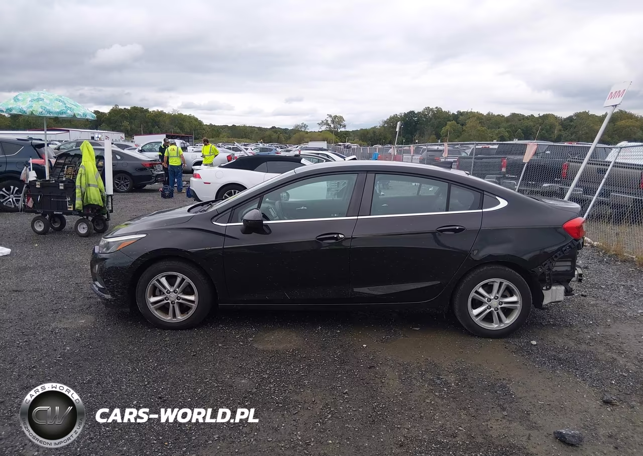 2017 Chevrolet Cruze Lt Auto VIN:1G1BE5SM2H7187230 - 14