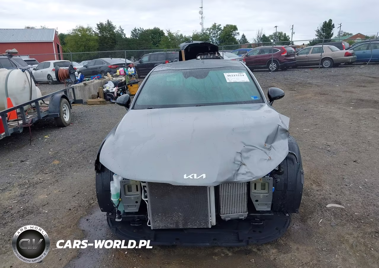 2025 Kia K5 Gt VIN:KNAG44J87S5350422 - 13