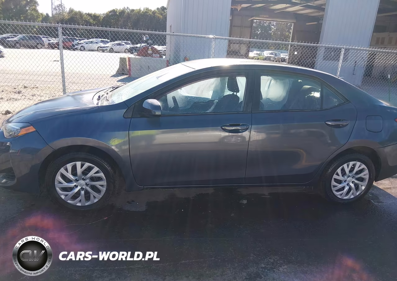 2019 Toyota Corolla Le VIN:5YFBURHE7KP927264 - 14