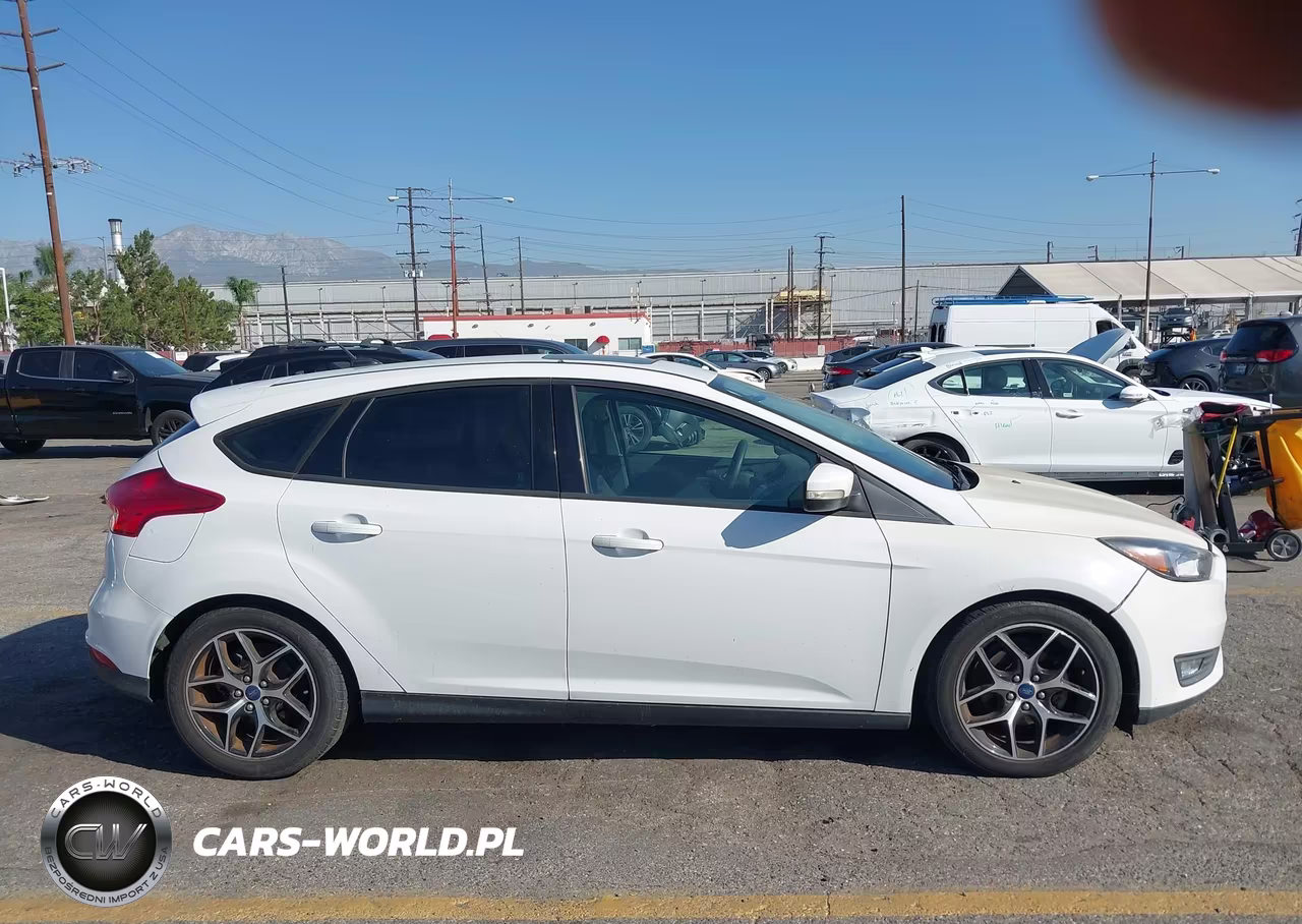 2018 Ford Focus Sel VIN:1FADP3M28JL241076 - 13