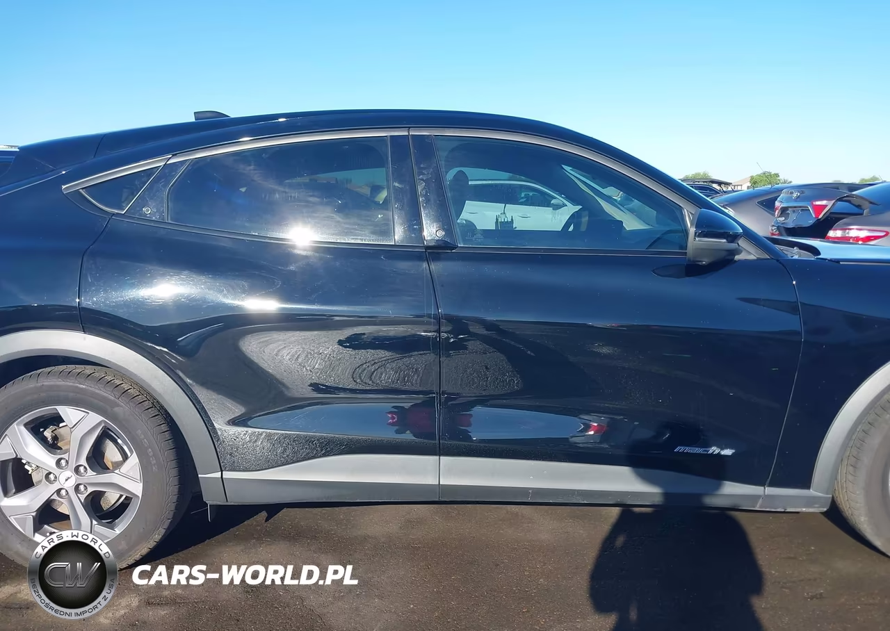 2023 Ford Mustang Mach-E Select VIN:3FMTK1RM8PMA41644 - 13