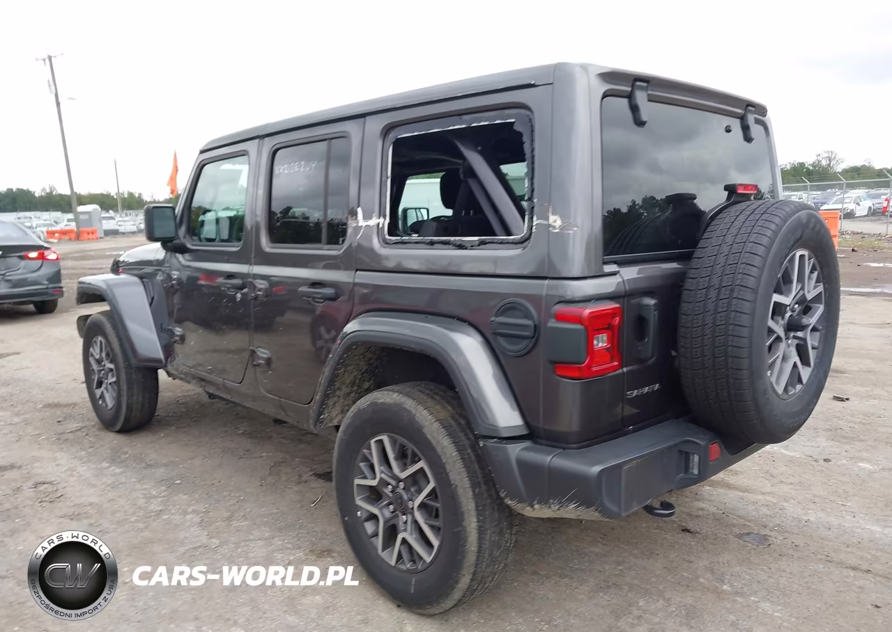 2025 Jeep Wrangler 4-Door Sahara 4X4 VIN:1C4PJXEN5SW592455 - 3