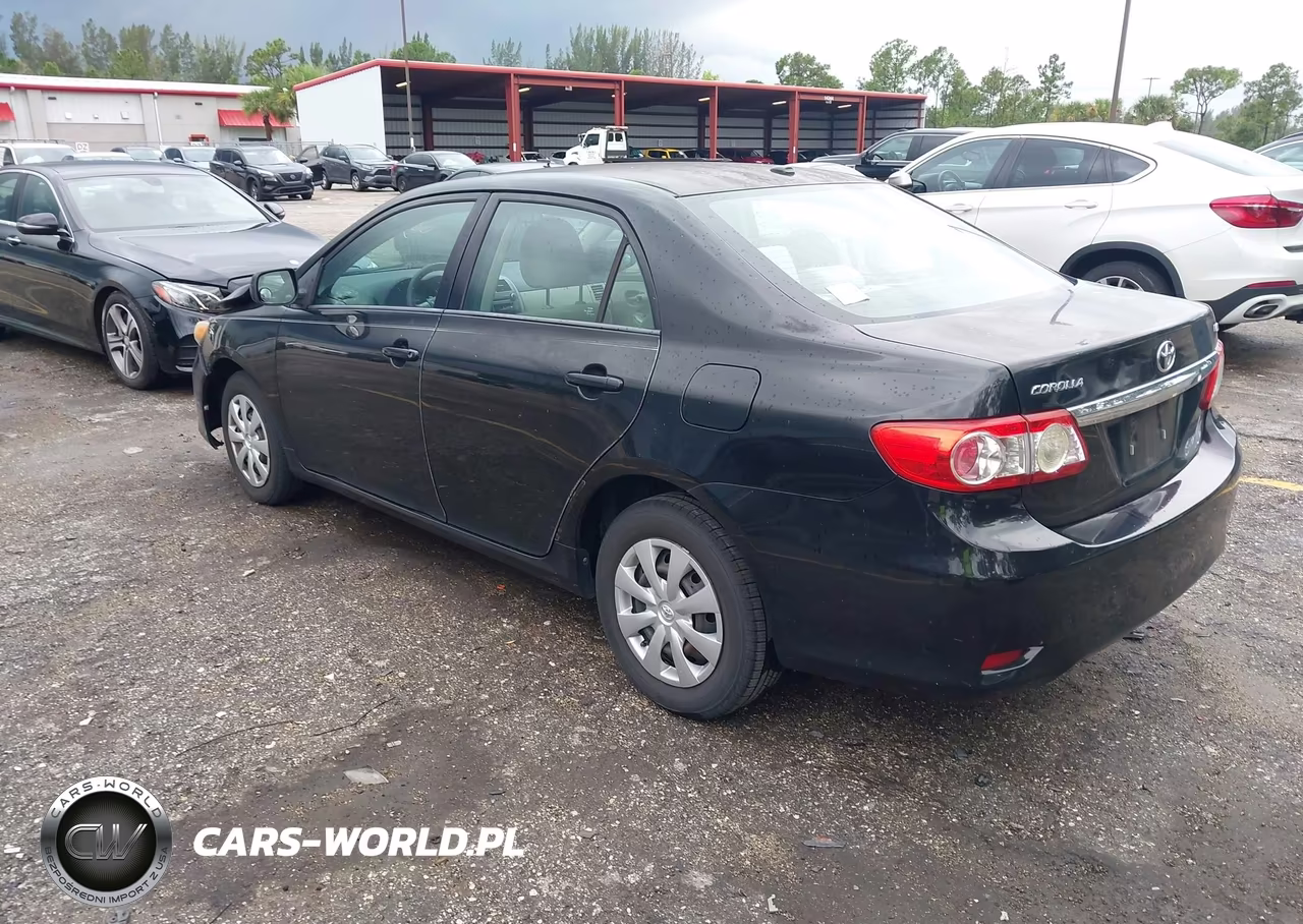2011 Toyota Corolla Le VIN:2T1BU4EE5BC738085 - 3