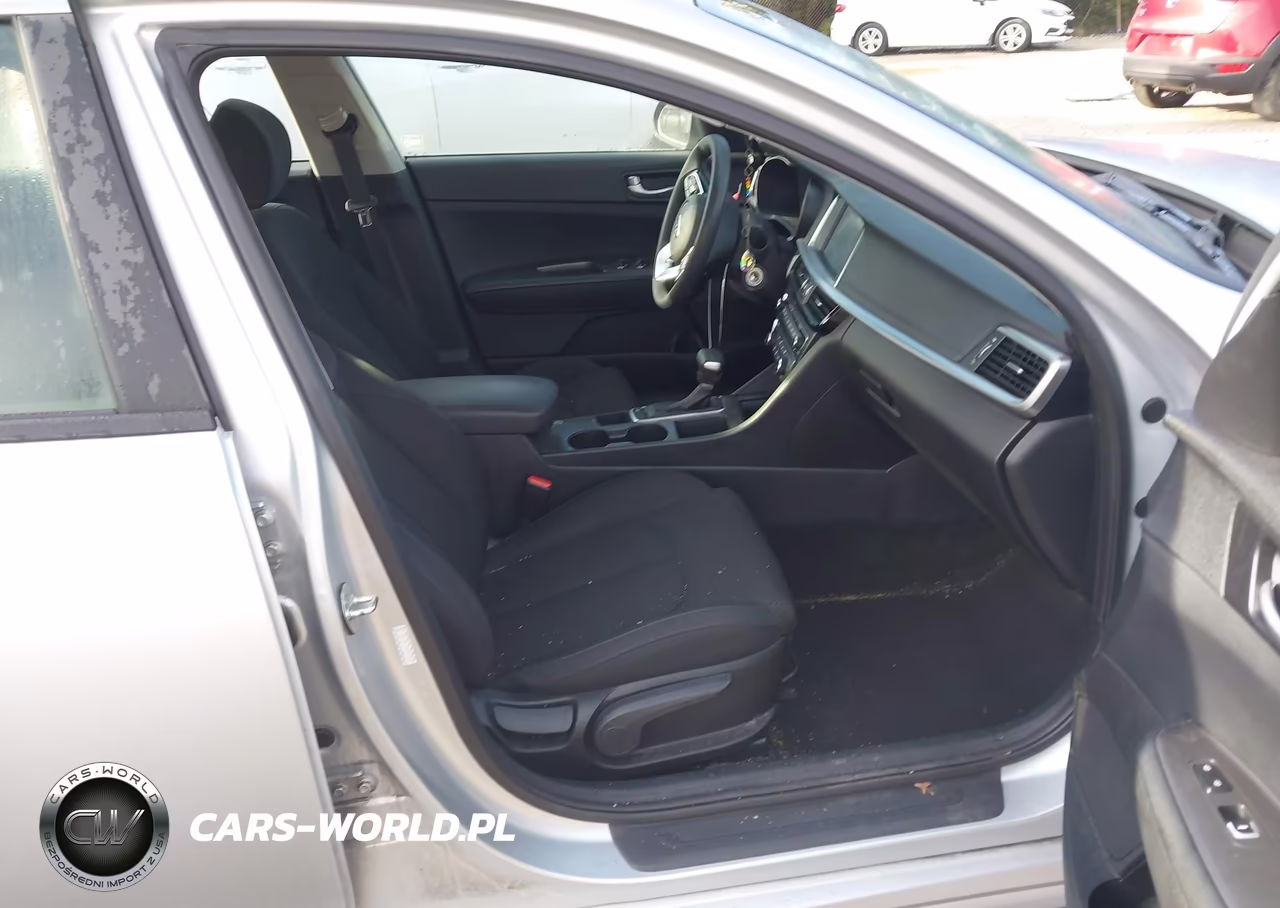 2019 Kia Optima Lx VIN:5XXGT4L32KG351268 - 5