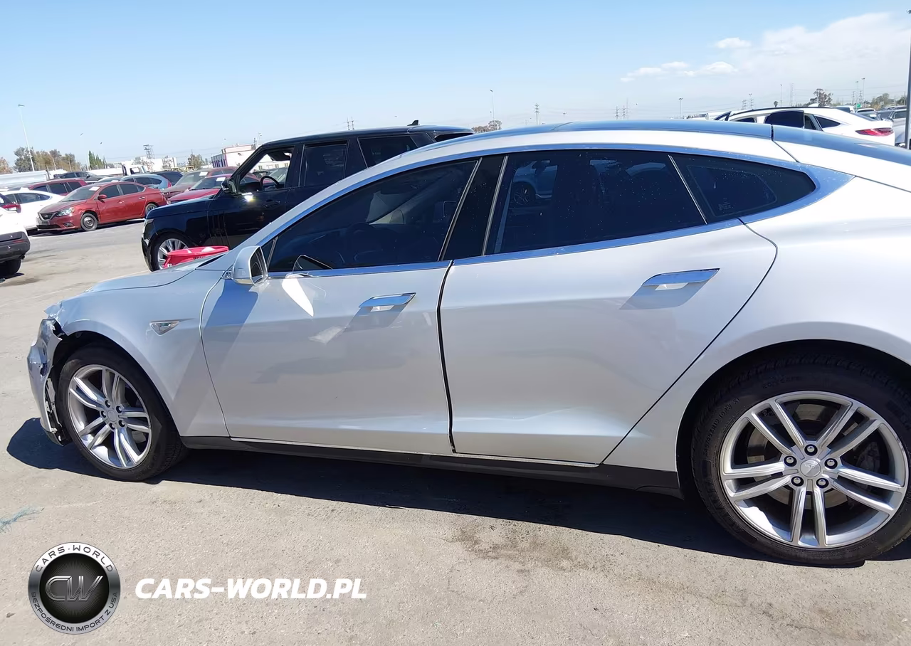 2013 Tesla Model S VIN:5YJSA1CG6DFP09236 - 14