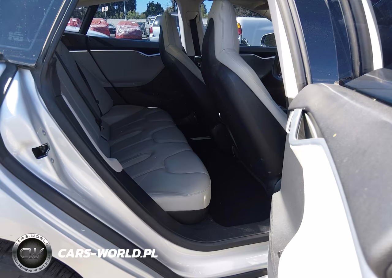 2013 Tesla Model S VIN:5YJSA1CG6DFP09236 - 8