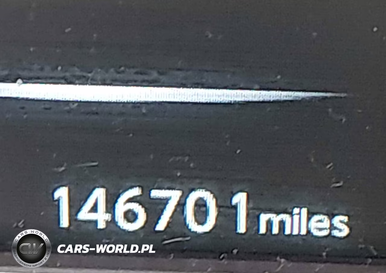 2018 Nissan Sentra S VIN:3N1AB7AP4JY339342 - 15