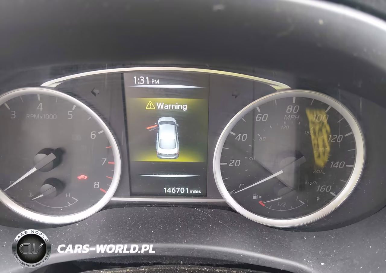 2018 Nissan Sentra S VIN:3N1AB7AP4JY339342 - 7