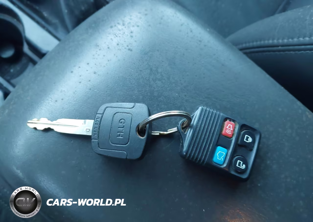 2006 Mazda Tribute S VIN:4F2CZ96136KM17763 - 11
