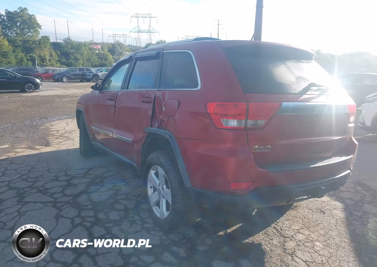 2011 Jeep Grand Cherokee Laredo VIN:1J4RR4GG1BC541478 - 3