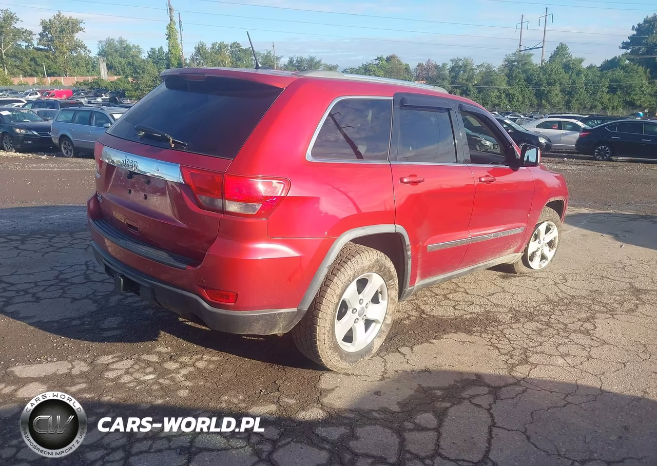 2011 Jeep Grand Cherokee Laredo VIN:1J4RR4GG1BC541478 - 4