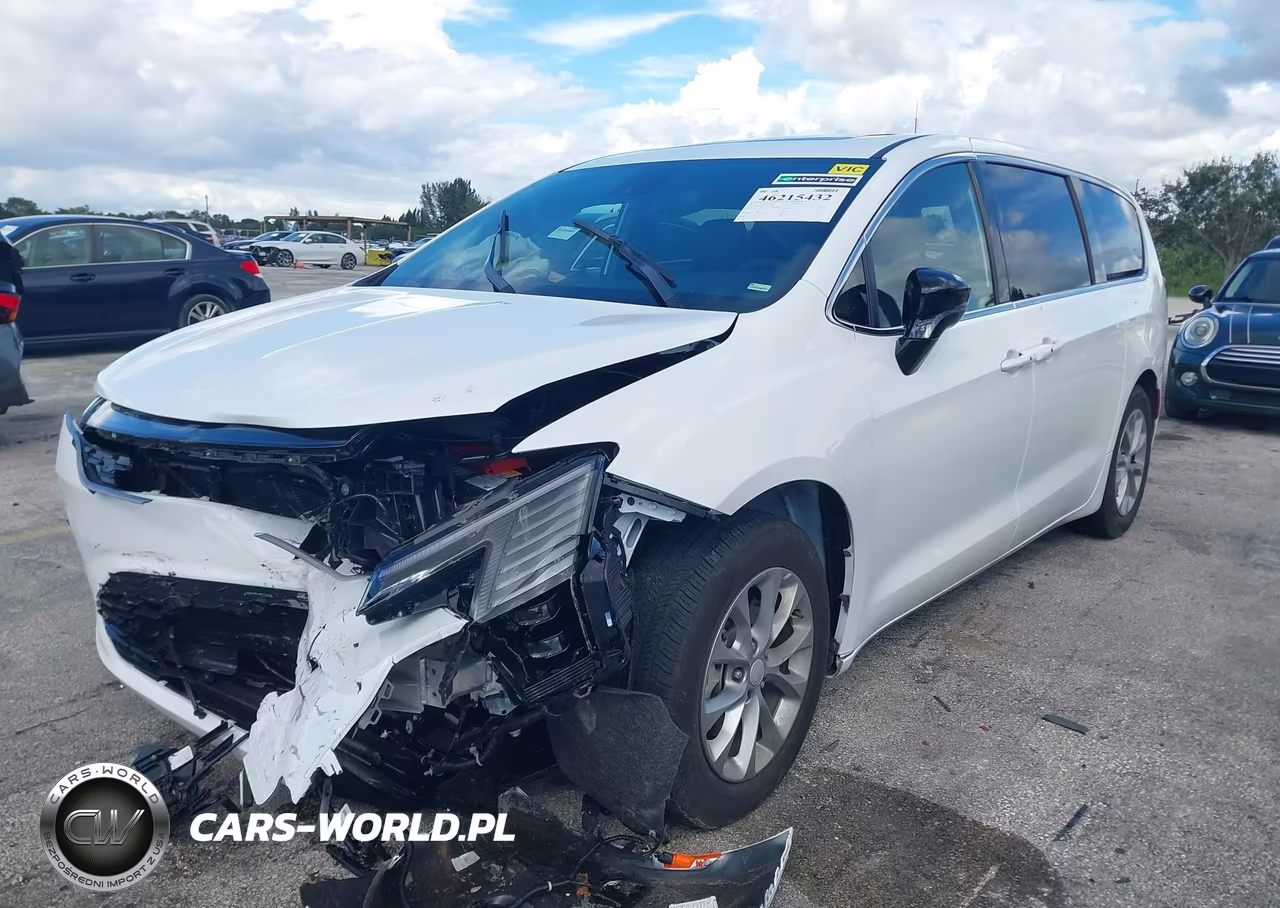 2027 Chrysler Pacifica VIN:2C4RC1GG7VR574695 - 2