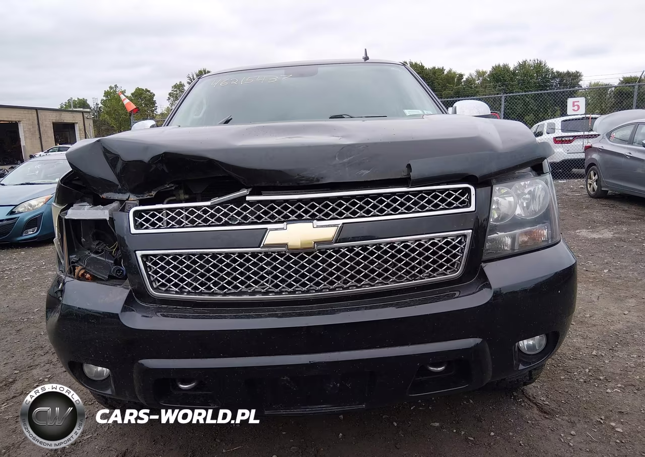 2011 Chevrolet Suburban 1500 Ltz VIN:1GNSKKE34BR198623 - 13