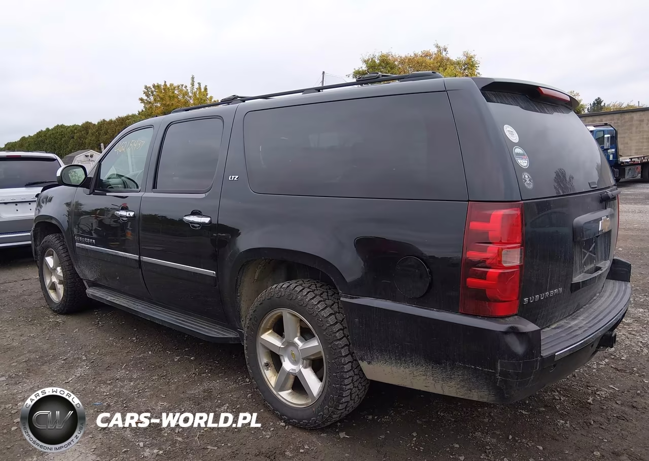 2011 Chevrolet Suburban 1500 Ltz VIN:1GNSKKE34BR198623 - 3