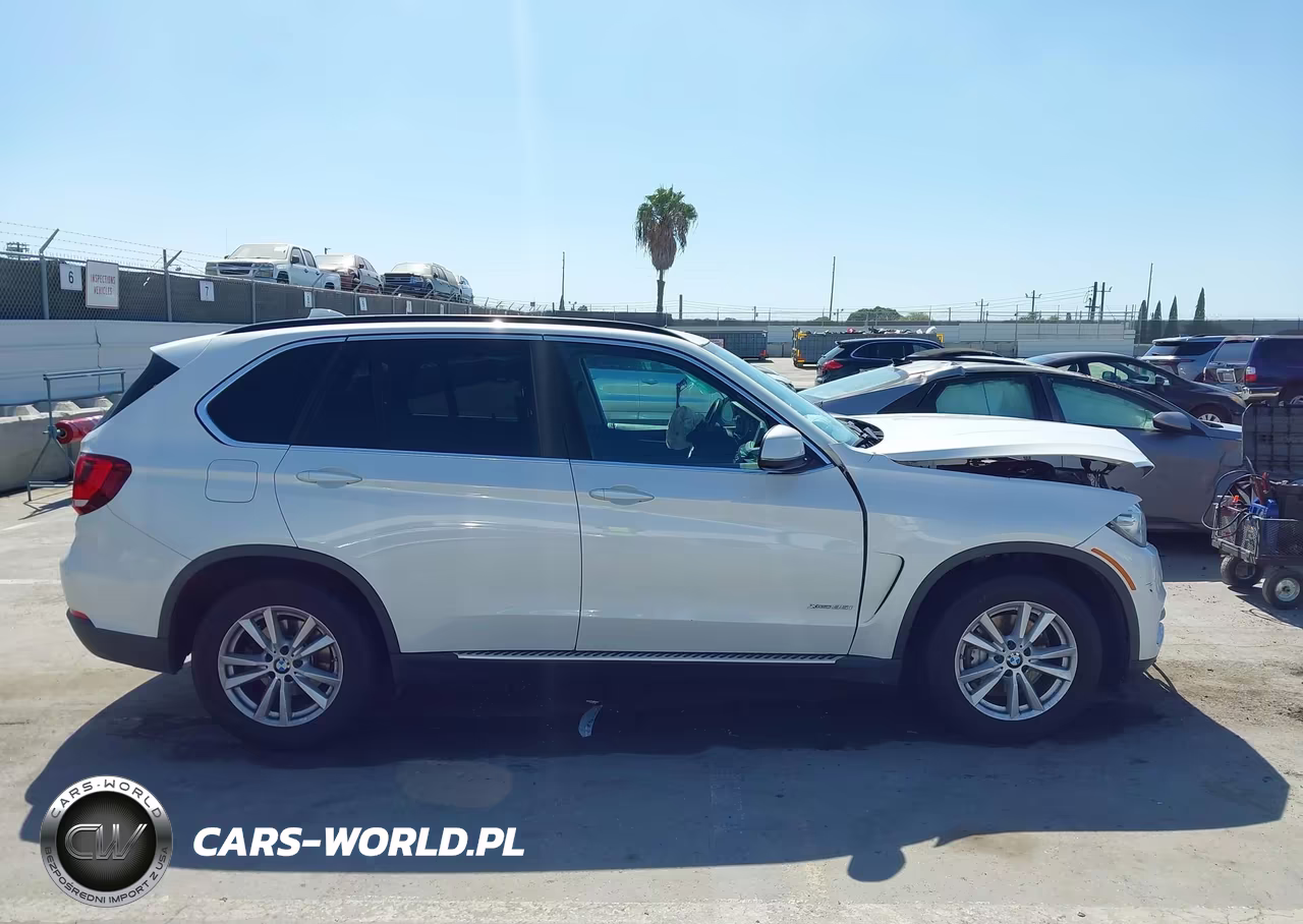 2015 BMW X5 xDrive35I VIN:5UXKR0C59F0P06610 - 13
