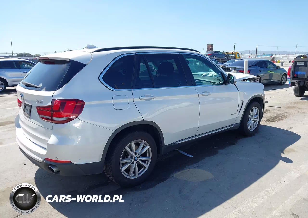 2015 BMW X5 xDrive35I VIN:5UXKR0C59F0P06610 - 4