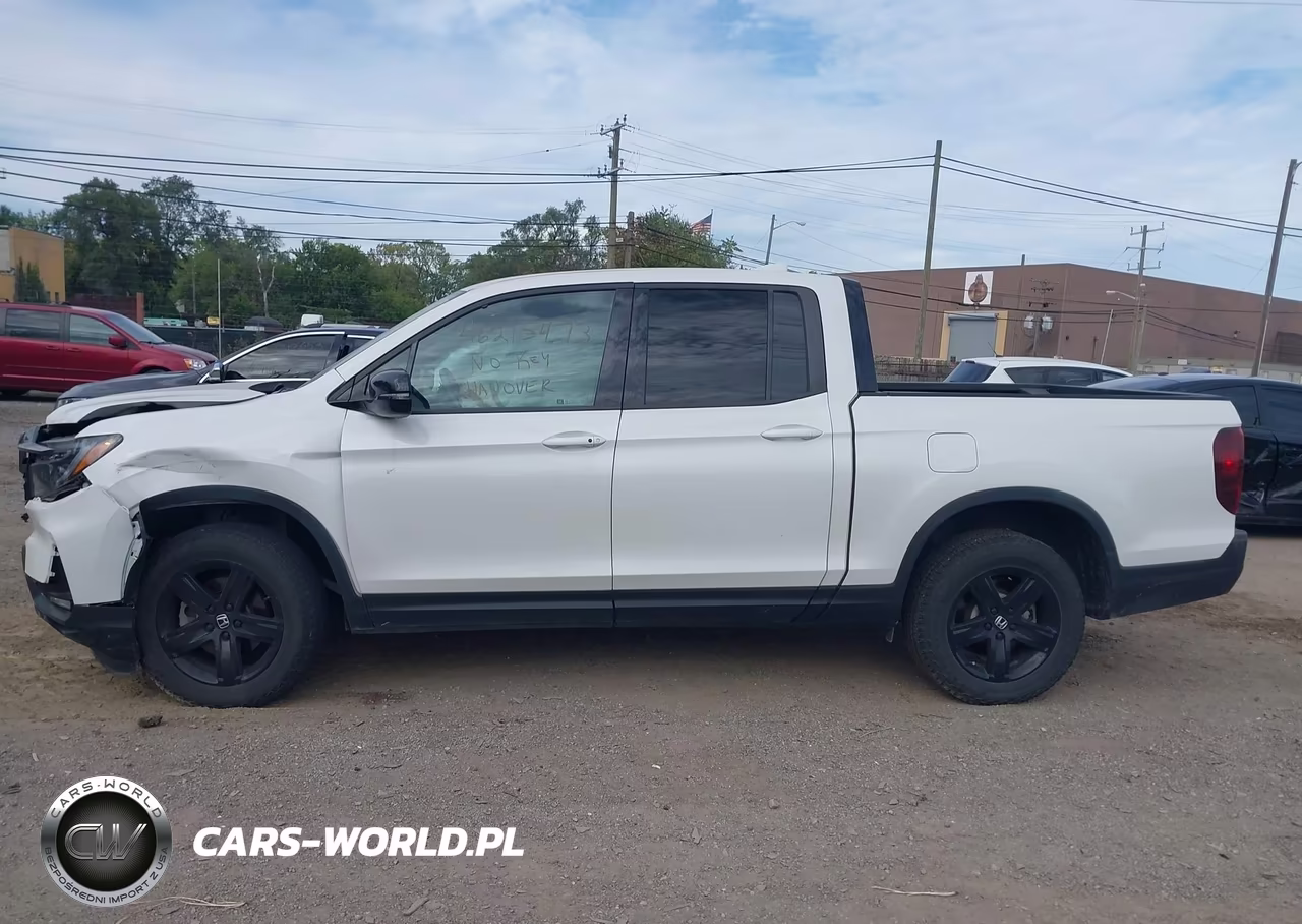 2023 Honda Ridgeline Black Edition VIN:5FPYK3F81PB037752 - 13