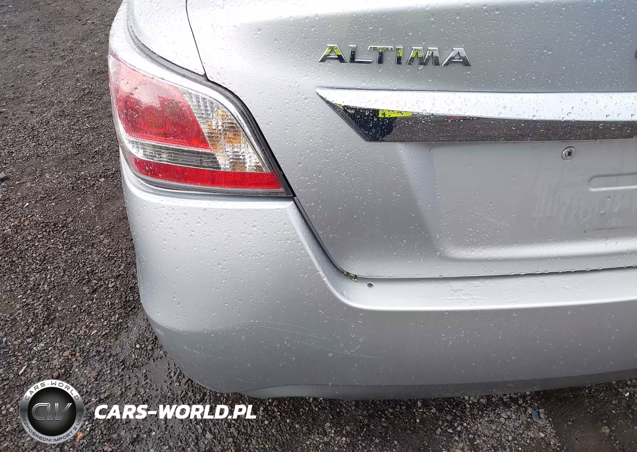 2014 Nissan Altima 2.5 S VIN:1N4AL3AP2EN349170 - 18