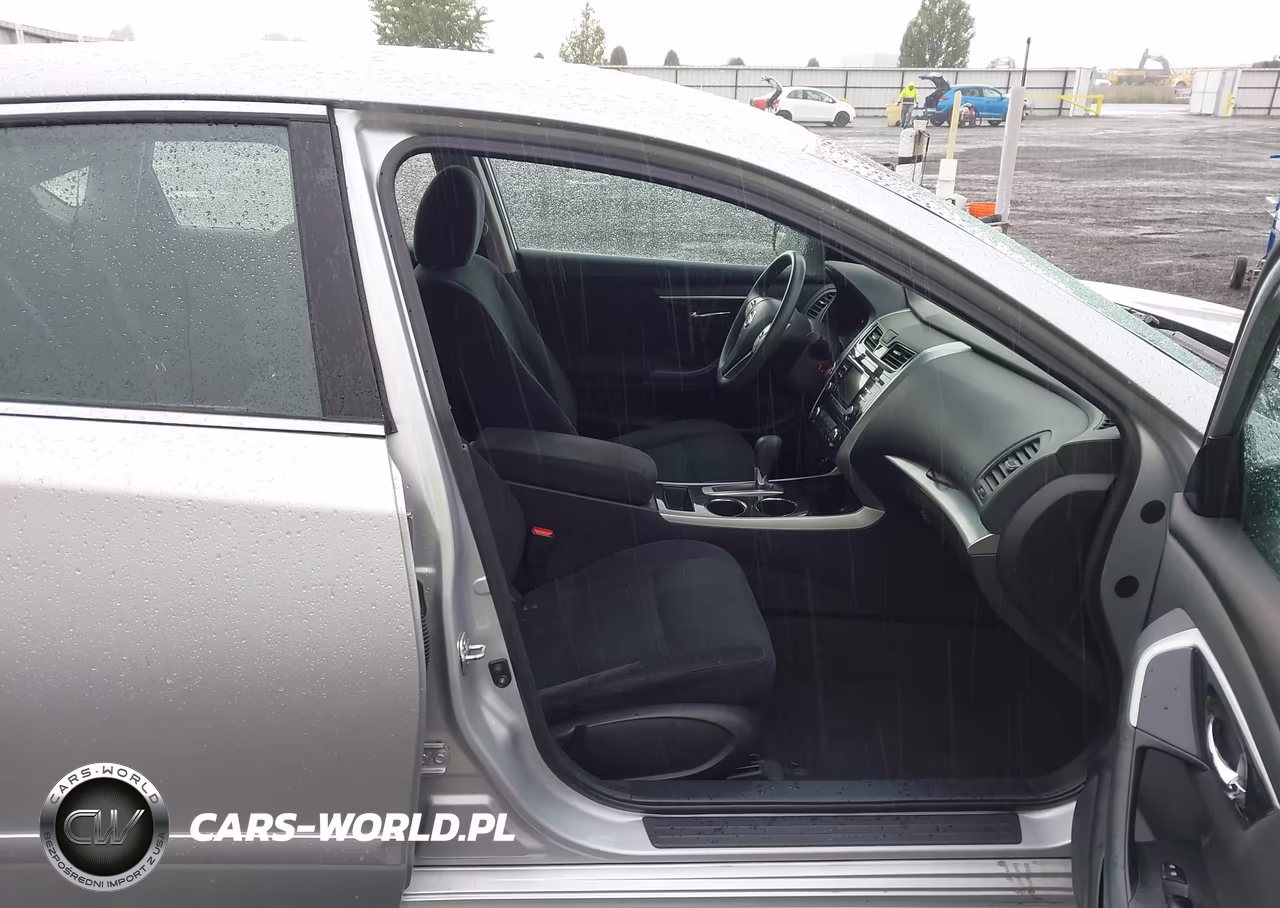 2014 Nissan Altima 2.5 S VIN:1N4AL3AP2EN349170 - 5