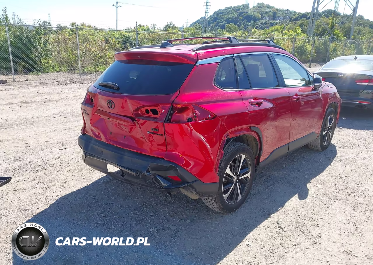 2025 Toyota Corolla Cross Hybrid Xse VIN:7MUFBABG1SV069726 - 4