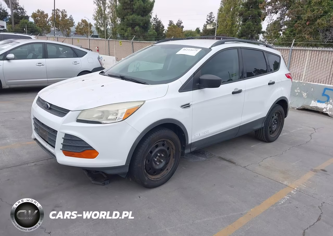 2013 Ford Escape S VIN:1FMCU0F72DUB71672 - 2