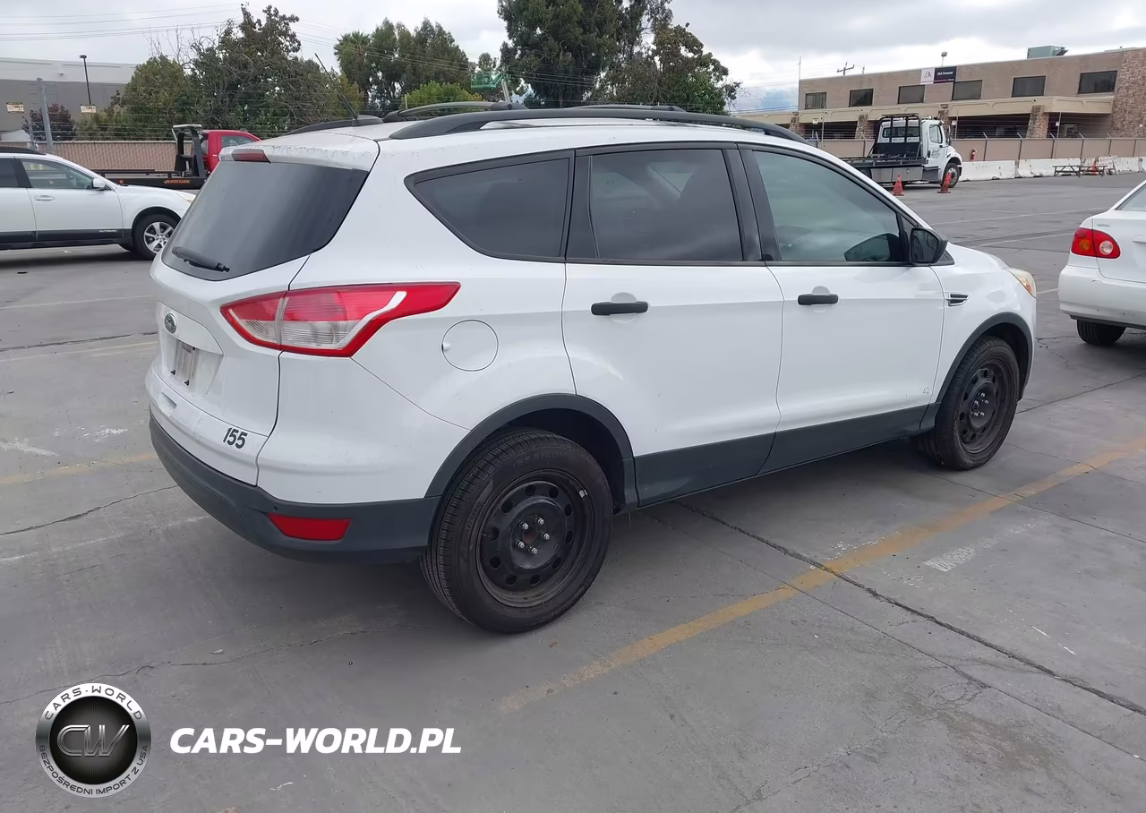 2013 Ford Escape S VIN:1FMCU0F72DUB71672 - 4