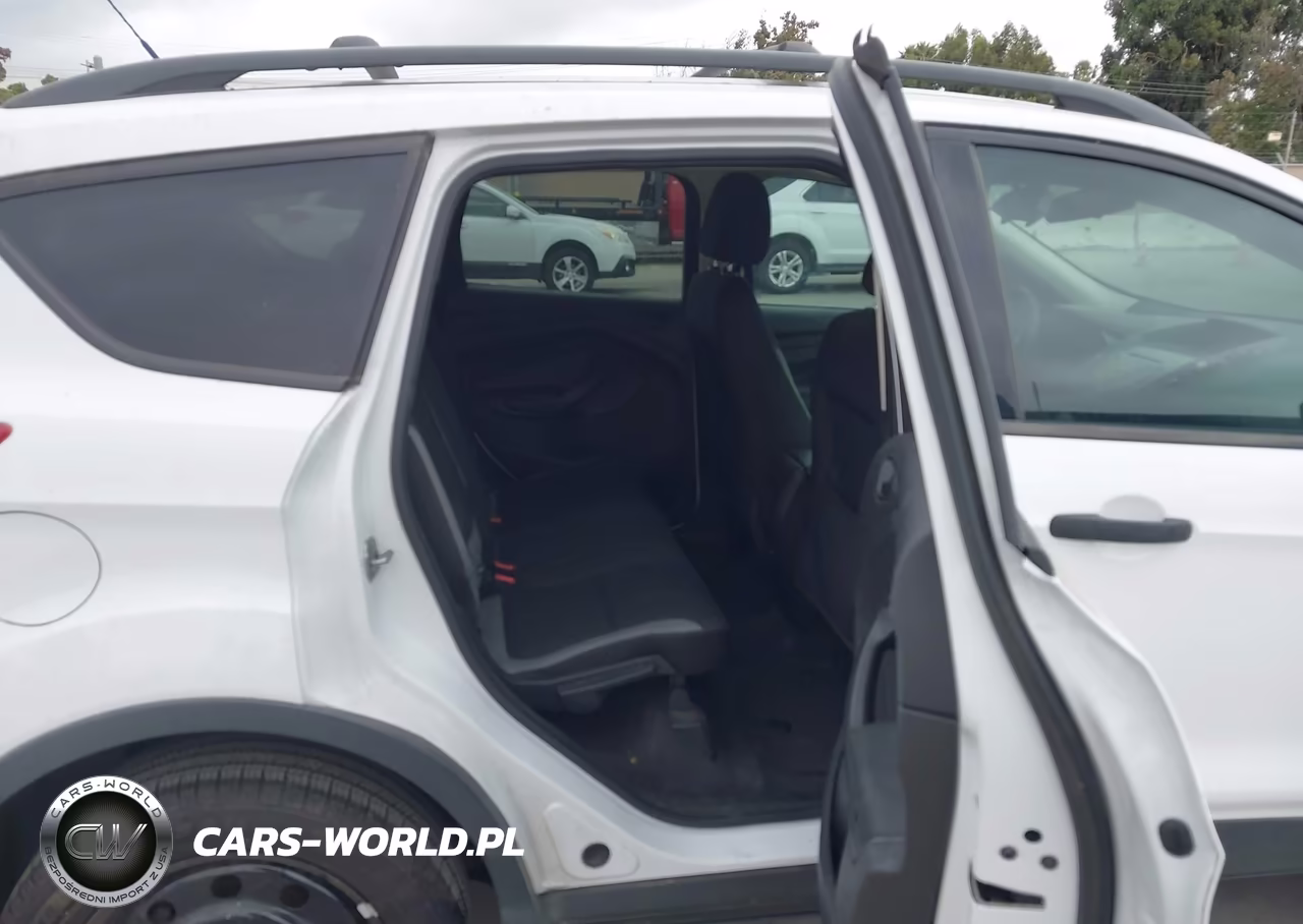 2013 Ford Escape S VIN:1FMCU0F72DUB71672 - 8