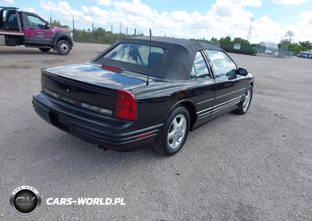 1994 Oldsmobile Cutlass Supreme VIN:1G3WT35X7RD393879 - 4