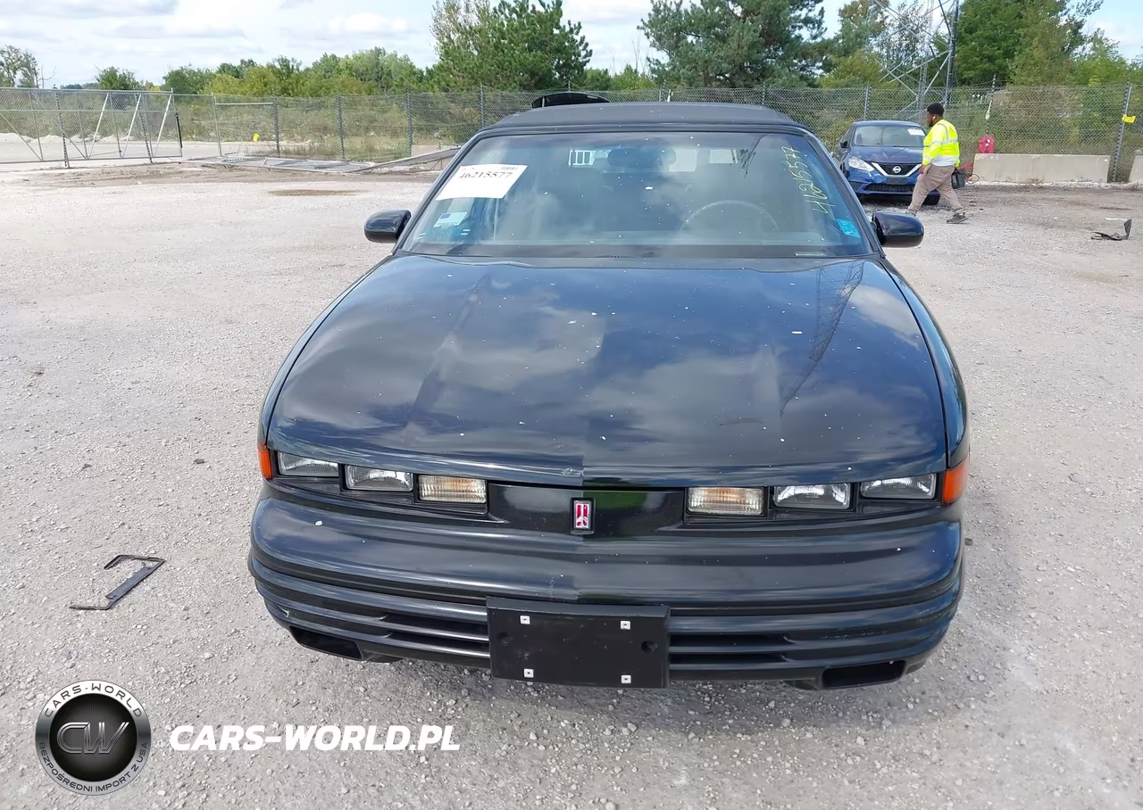 1994 Oldsmobile Cutlass Supreme VIN:1G3WT35X7RD393879 - 6