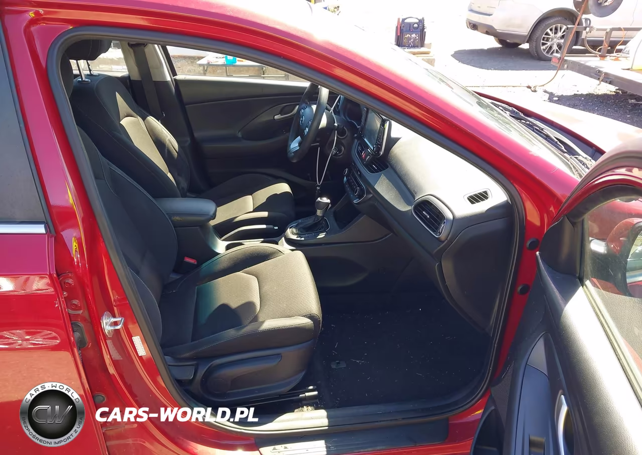 2018 Hyundai Elantra Gt VIN:KMHH35LE1JU060292 - 5