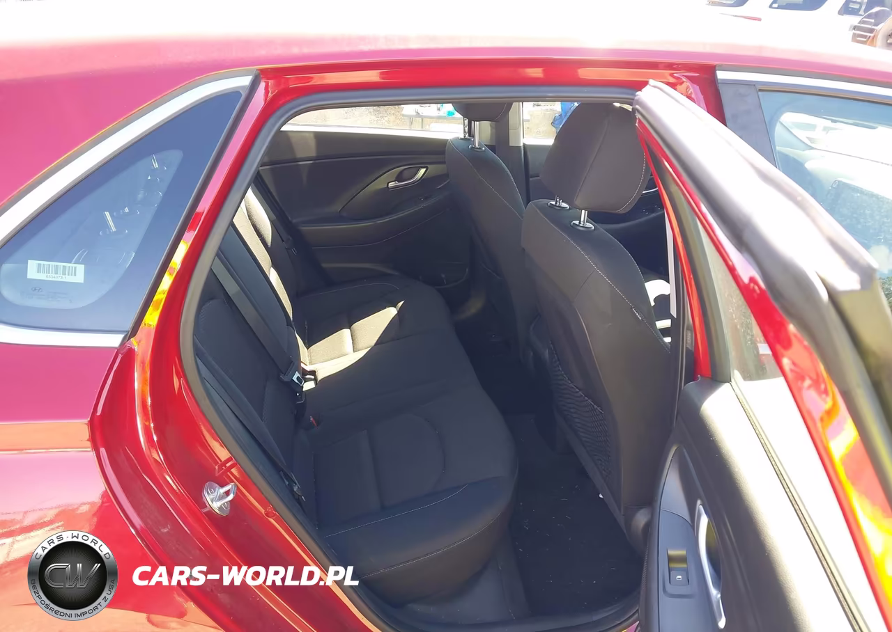 2018 Hyundai Elantra Gt VIN:KMHH35LE1JU060292 - 8