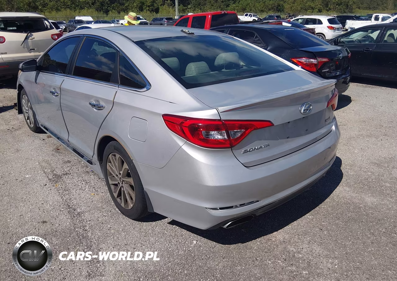 2016 Hyundai Sonata Sport VIN:5NPE34AF7GH432346 - 3
