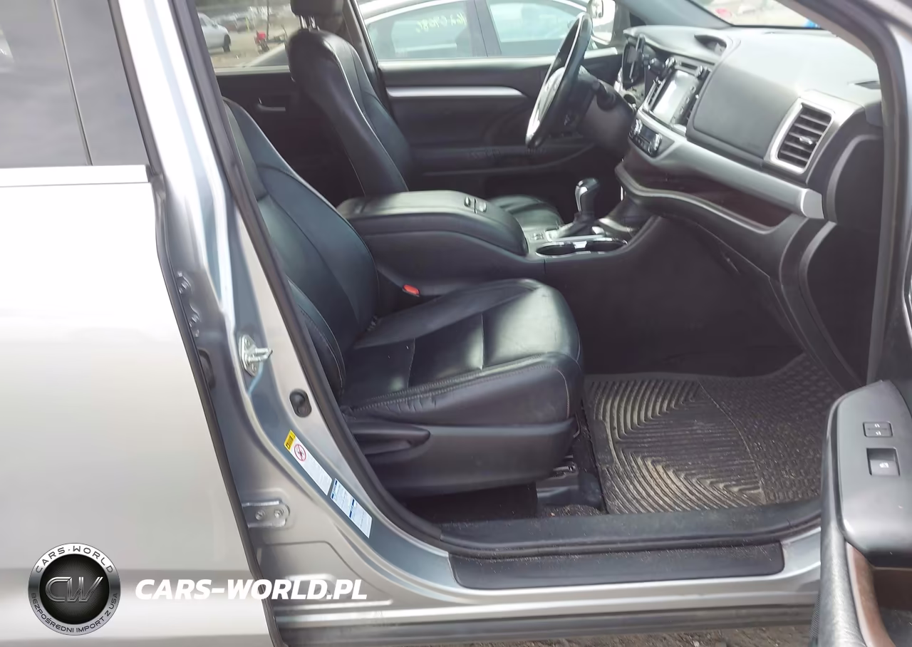 2015 Toyota Highlander Xle V6 VIN:5TDJKRFH4FS199835 - 5