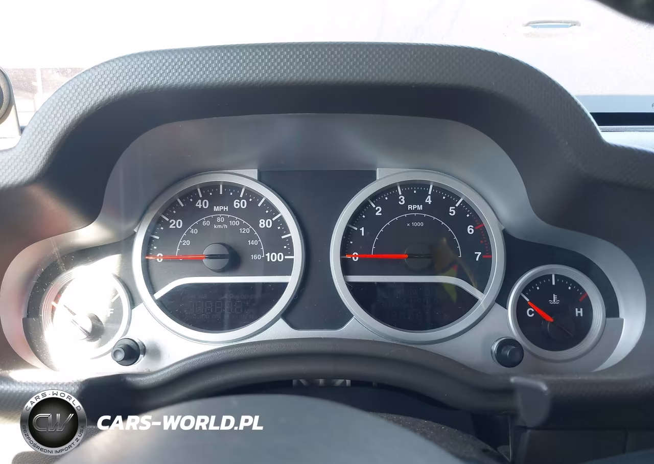 2010 Jeep Wrangler Sport VIN:1J4GA2D11AL219005 - 7
