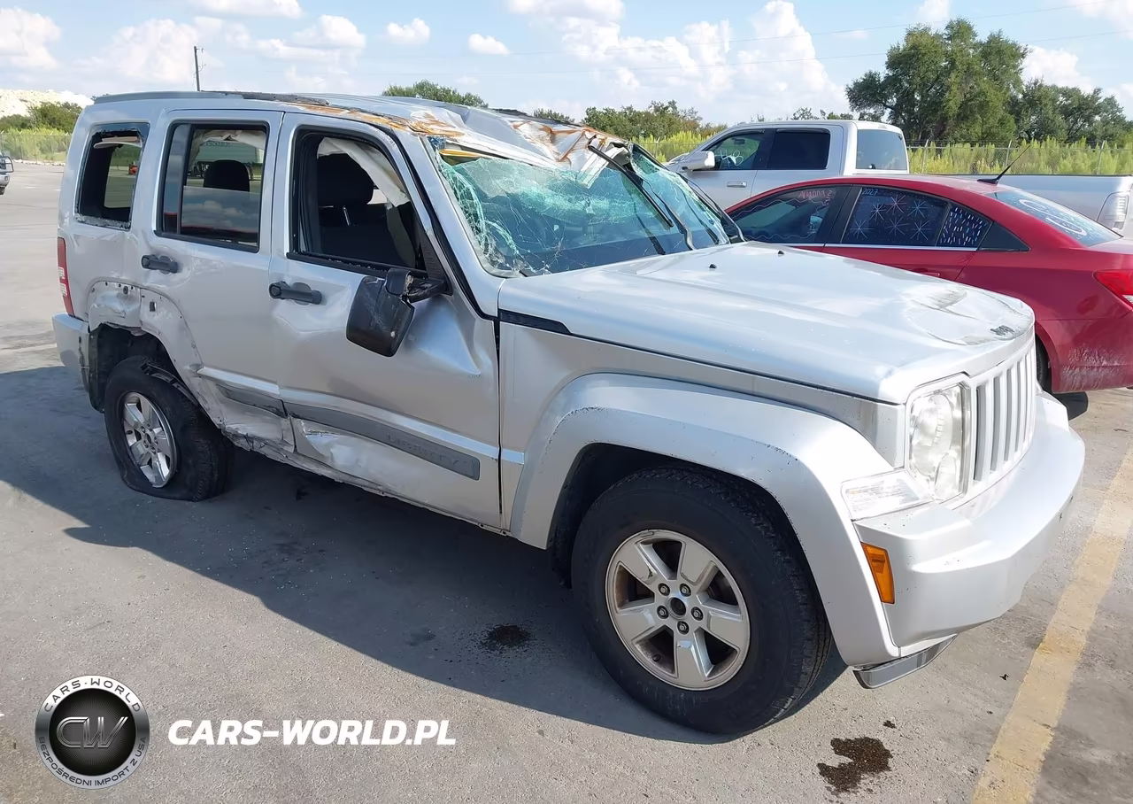 2011 Jeep Liberty Sport VIN:1J4PN2GKXBW586963 - 1