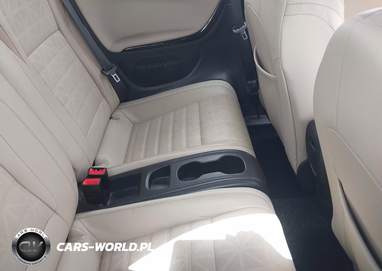 2018 Buick Cascada Premium VIN:W04WH3N55JG002628 - 8