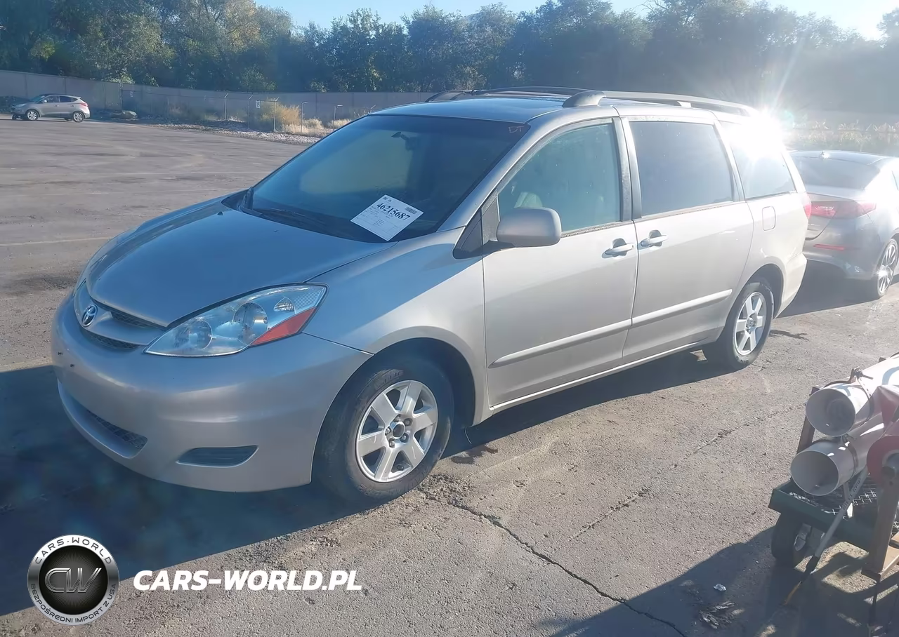 2008 Toyota Sienna Xle VIN:5TDZK22C18S157579 - 2