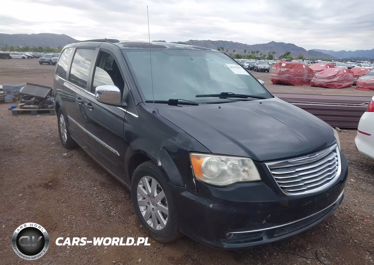 2012 Chrysler Town & Country Touring-L – zdjęcie 1 z 11