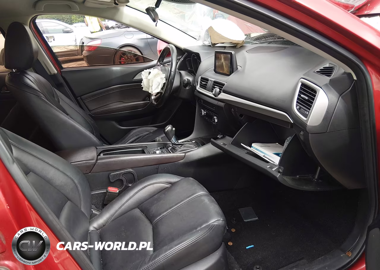 2018 Mazda Mazda3 Touring VIN:3MZBN1V38JM209730 - 5