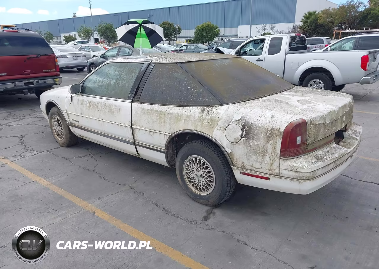 1989 Oldsmobile Cutlass Supreme VIN:1G3WH14W1KD316316 - 3