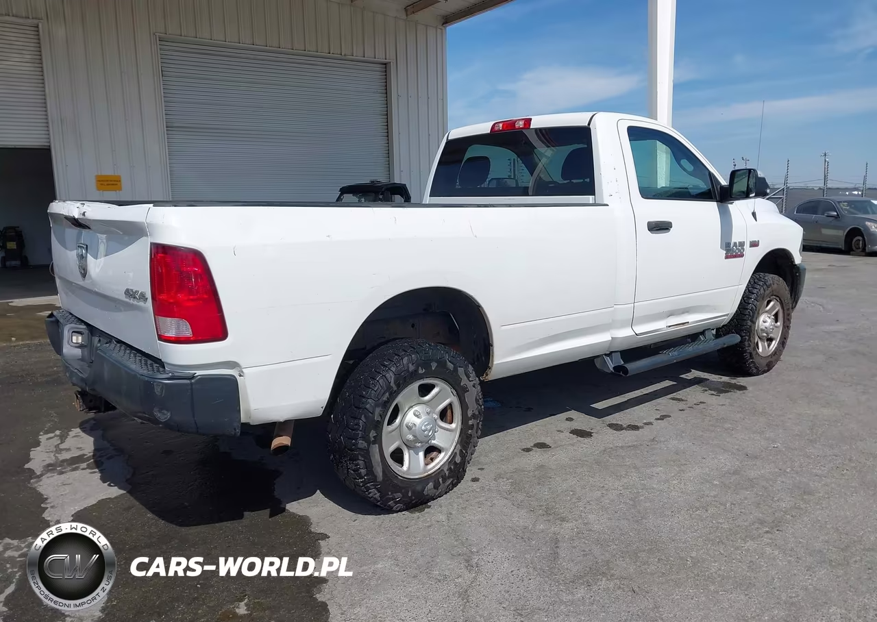 2017 Ram 3500 Tradesman 4X4 8' Box VIN:3C63R3AT7HG705177 - 4