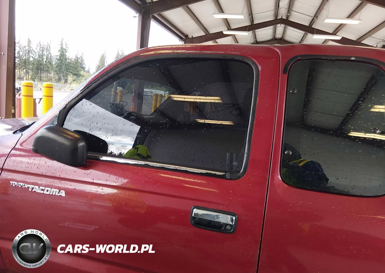 1998 Toyota Tacoma VIN:4TAVL52N5WZ130701 - 15