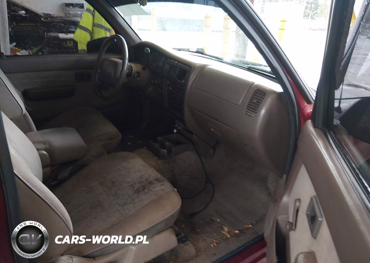 1998 Toyota Tacoma VIN:4TAVL52N5WZ130701 - 5